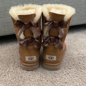 Bailey Bow Uggs
